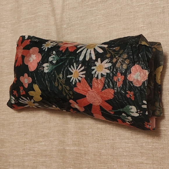 NATURAL LIFE: MUSHROOM FLOWER SOCKS - Picture 12 of 12